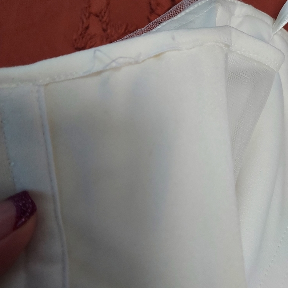 Ellis Bridal 2011 Collection - 1950's knee length Wedding dress - Picture 11 of 12